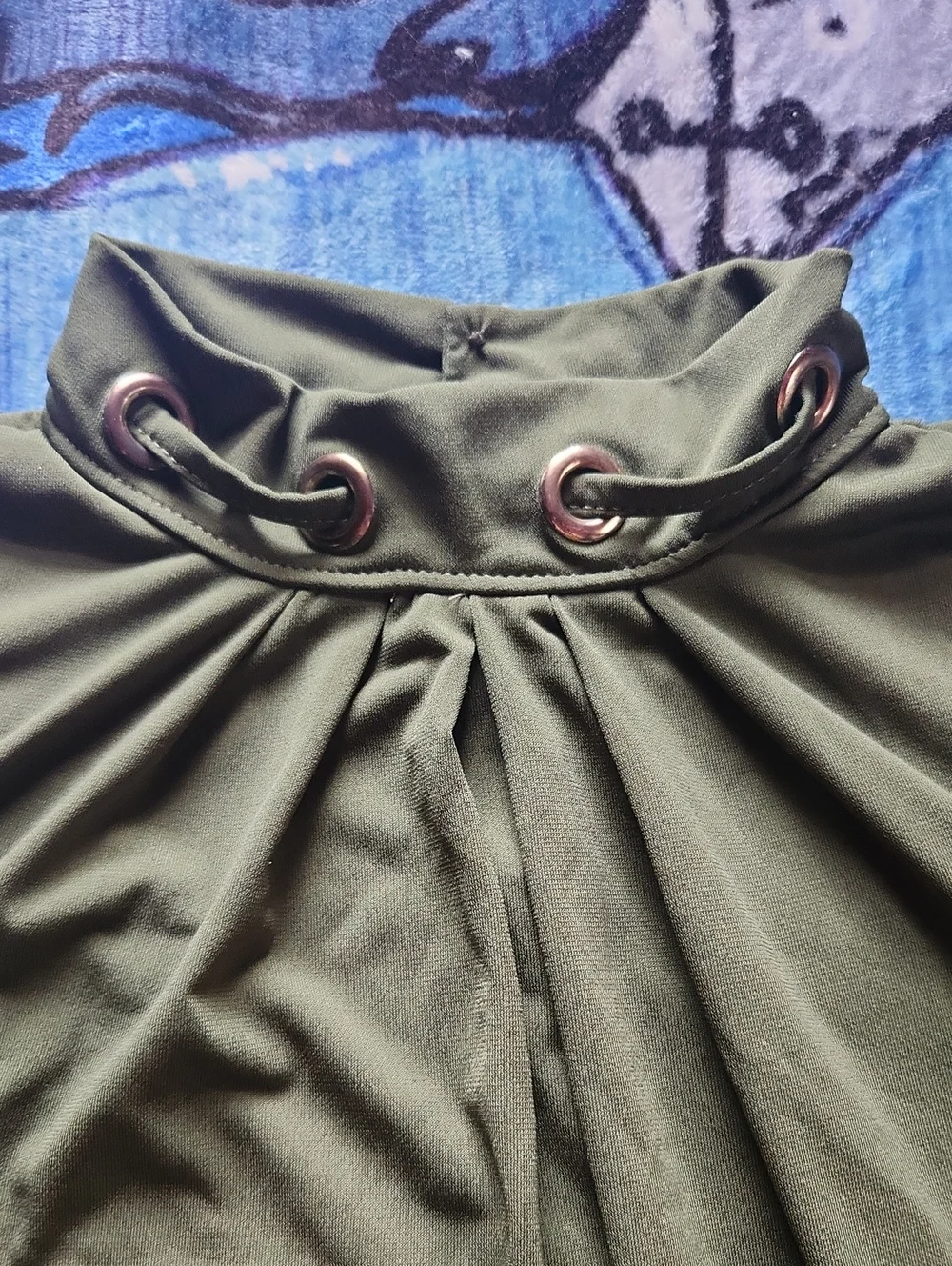 BY Design Olive Green Grommet Mock Neck Sleeveless Blouse - Size M​